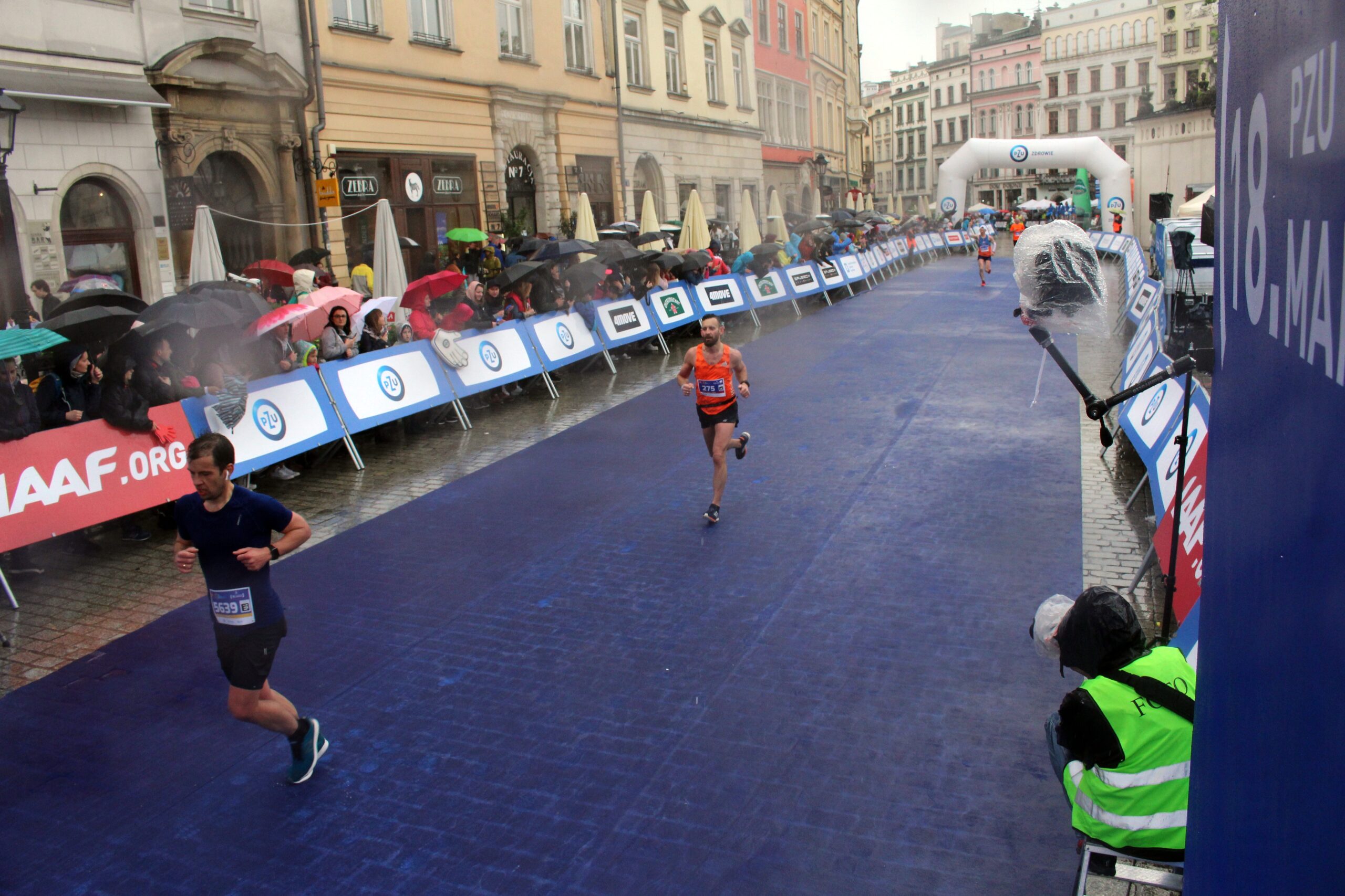 110133 MKR19 275 42 000101 mkr19 04 srv 20190428 120 – 18. PZU Cracovia Maraton