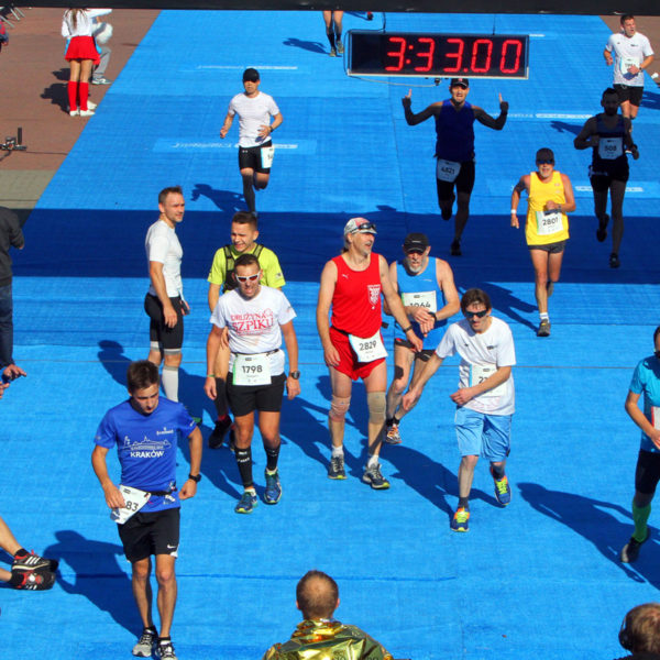 Finisz 600x – 19. PKO Poznań Maraton