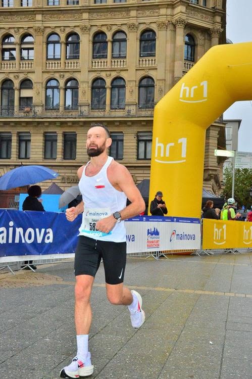 Frankfurt Marathon – bieg na trasie